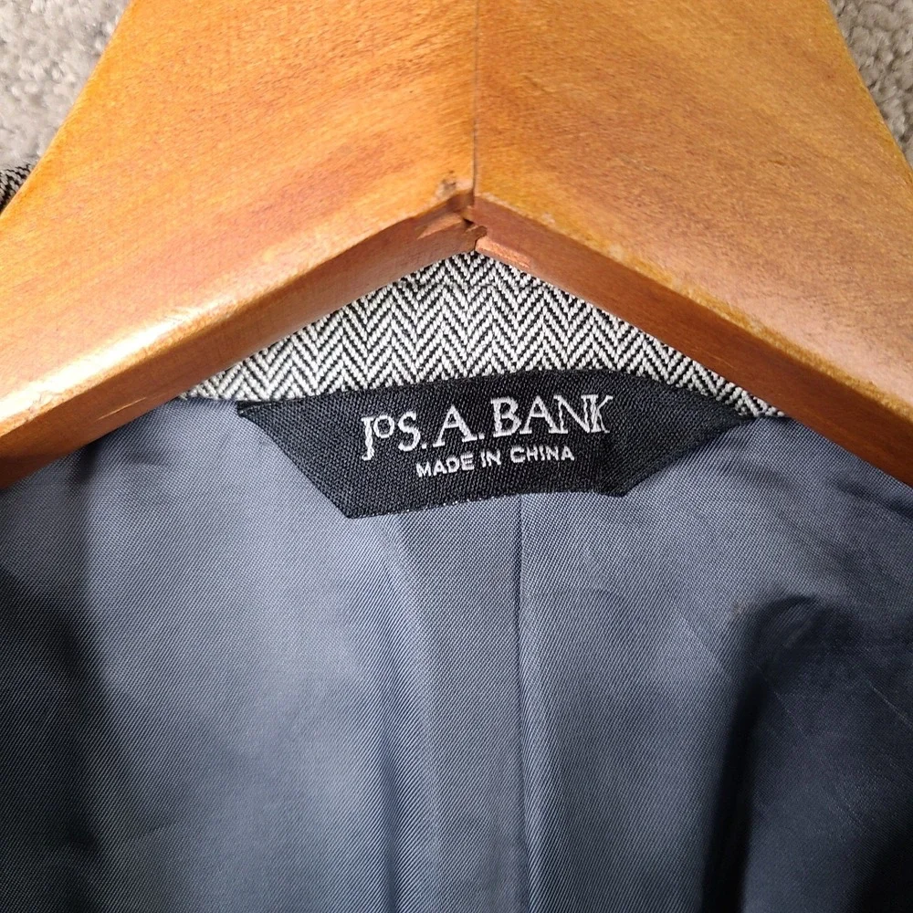 Jos A Bank Jacket Mens 42R Gray Herringbone Blazer Silk Camel Hair 2 Button Coat
